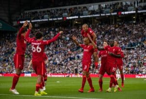 ليفربول يكتسح ليدز يونايتد بثلاثية