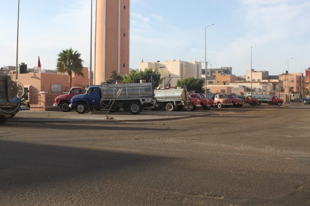 أزمة” الماء الصالح للشرب تزداد حدة بحي العودة بمدينة العيون