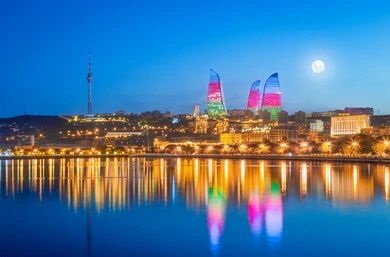 أذربيجان تحتفل بالذكرى الـ30 لاستقلالها