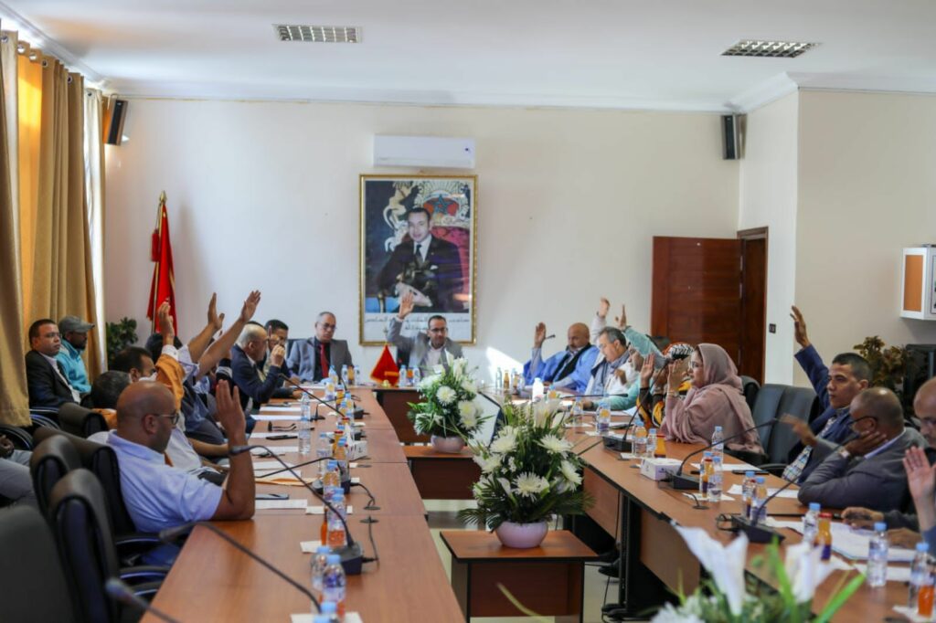 مجلس بلدية المرسى يعقد دورة استثنائية للمصادقة على العديد من القرارات