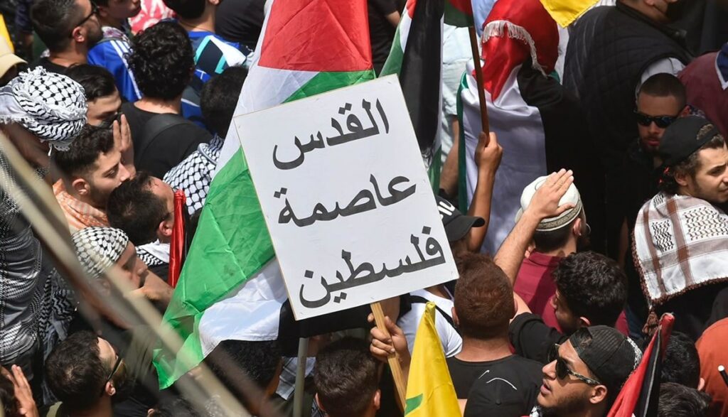 الأمم المتحدة تقر بعدم قانونية المستوطنات الصهيونية وتدين العنف على الفلسطينيين