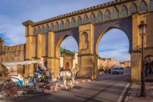 تأخر أشغال ترميم أسوار مدينة مكناس يثير استياء الساكنة