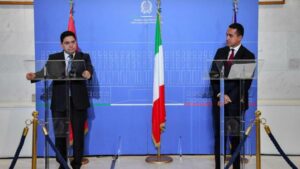 وزير الخارجية الايطالي يؤكد على دعمه يشيد بعلاقة إيطاليا بالمغرب