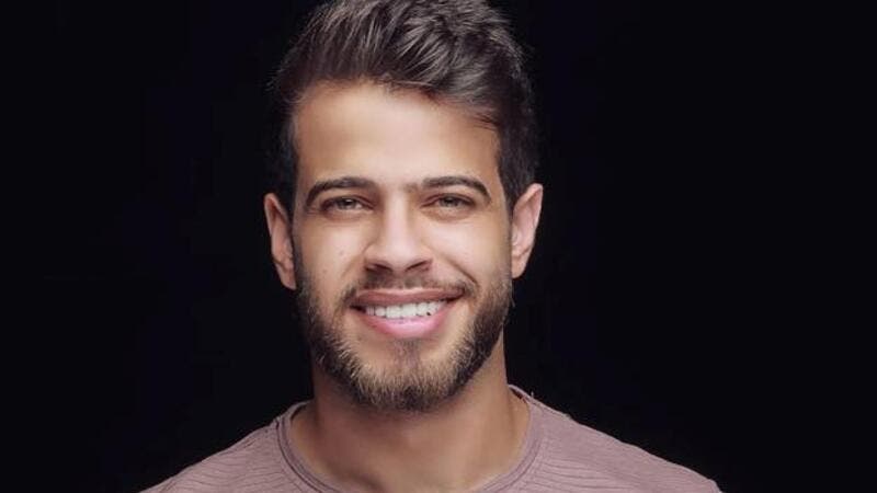 ادهم نابلسي يعلن اعتزاله الفن والغناء