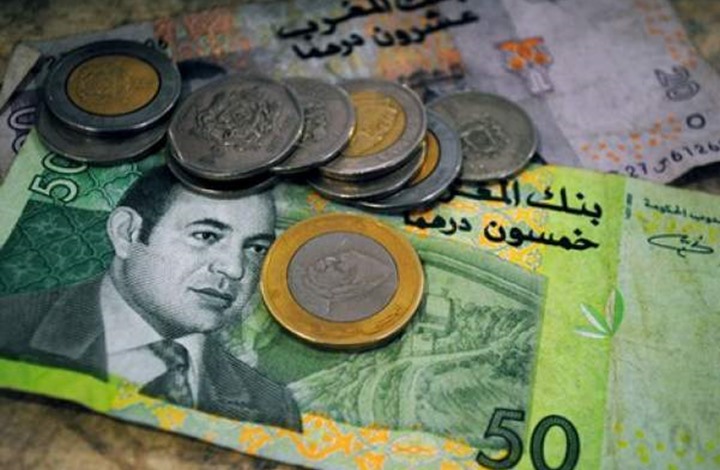 مركز التجاري للأبحاث يرجح انخفاض قيمة الدرهم مقابل الدولار بداية السنة