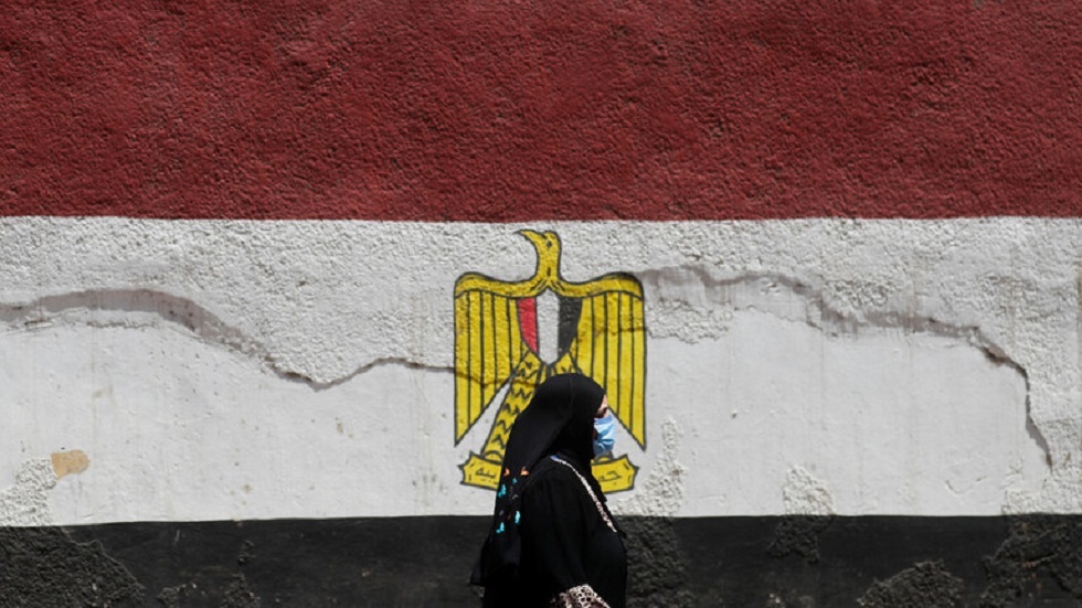 مصر تعلن تسجيل أول 3 حالات لإصابة أوميكرون