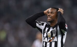 9 سنوات سجنا نافذا في حق اللاعب روبينيو برازيلي