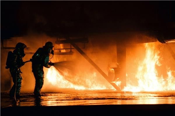 إندلاع حريق بالدار للمسنين بإسبانيا يخلف 6 جثث