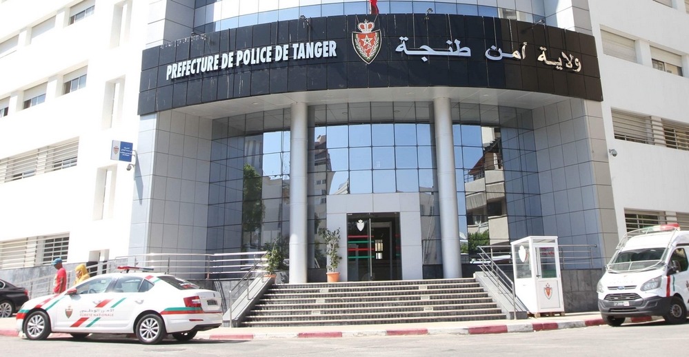 أمن طنجة يفكك أفراد شبكة متورطين في إعداد محل للخمور و الفساد