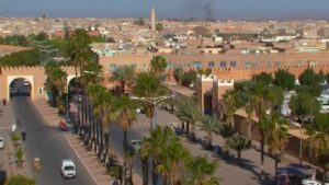 ساكنة تزنيت تطالب بإخلاء المدينة من المختليين و المهاجرين الأفارقة
