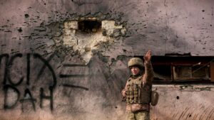 الاوضاع الحالية بأكرانيا و قصف مطار ميليروفو الروسي