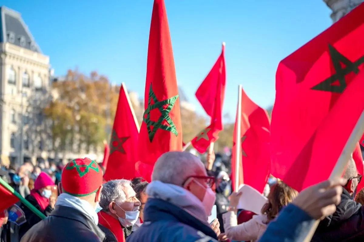 جمعيات الجالية المغربية تطالب بفتح الحدود البحرية من أجل تحرير العالقين بسيارتهم