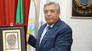 مسؤول جزائري ينسحب من اجتماع الجمارك الإقليمي بسبب خريطة المغرب