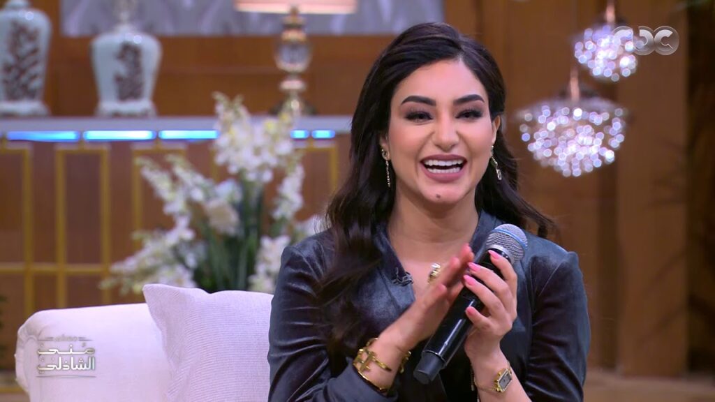 الفنانة اسماء لازرق تتأقل خلال هذه السنة بطرحها لأغنية جديدة مصرية
