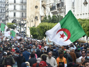 البرلمان الإيطالي يطالب بتدخل بلاده لحماية نشطاء الحراك السلمي بالجزائر
