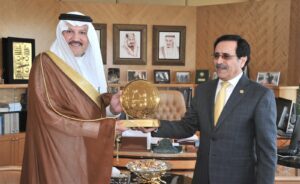 المنظمة العربية للتنمية الإدارية تطلق جائزة التميز لأحسن موظف حكومي في العالم العربي