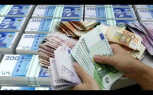 انخفاض سعر صرف الدرهم بنسبة 0,62 في المائة مقابل الأورو