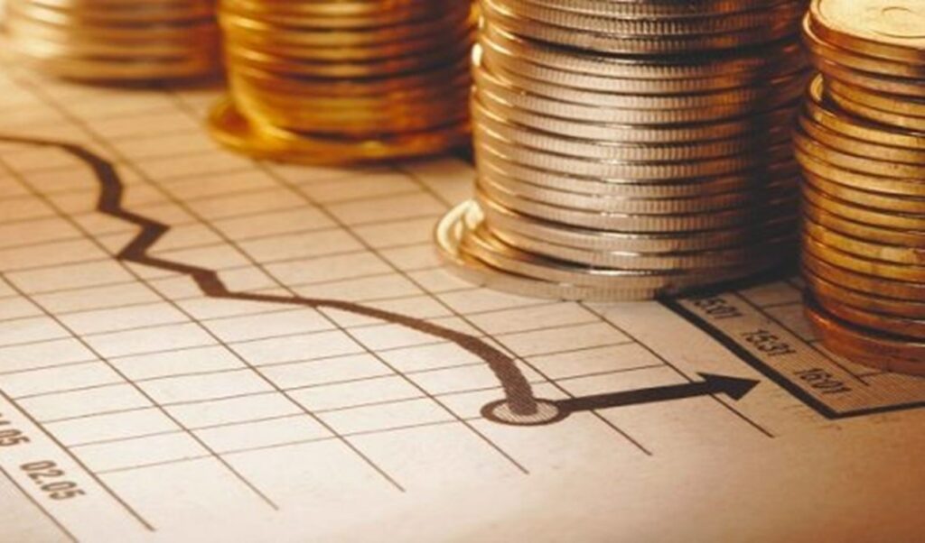 خبراء محاسبيين واقتصاديون يشرحون قانون المالية 2022 بمدينة فاس