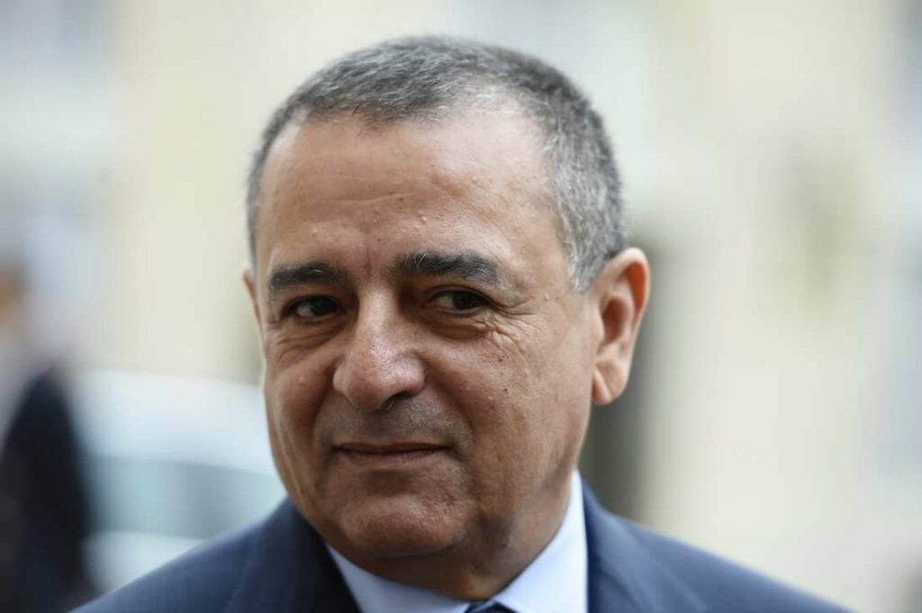صحيفة الشروق تنشر فضائح وزير الصناعة الجزائري المدان ب80 سنة سجنا نافذة