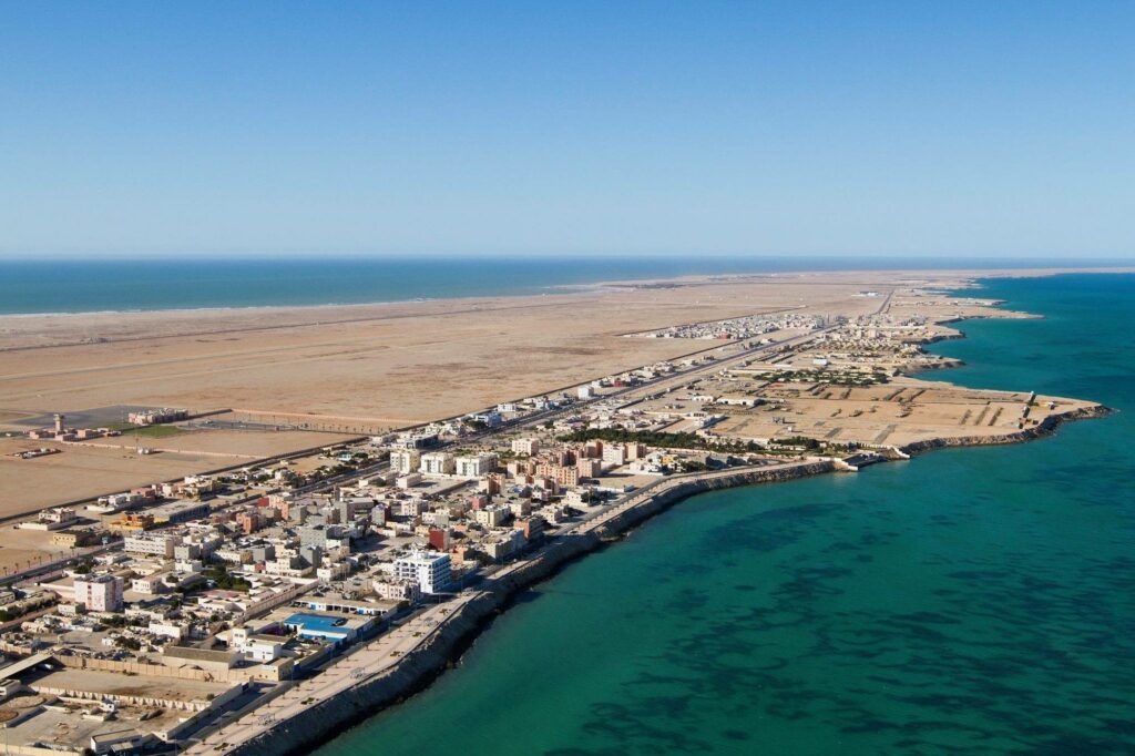 مدينة الداخلة تحتضن النسخة الأولى من مخيم اللغات