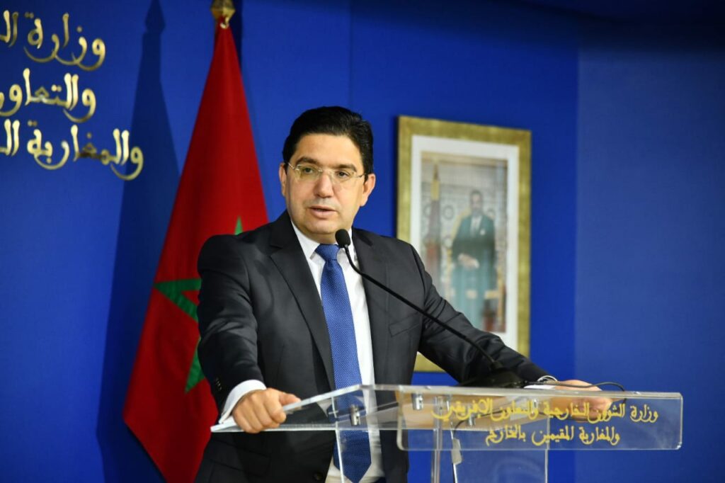 فرق المعارضة تستدعي وزير الخارجية للمساءلة حول وضعية المغاربة في أوكرانيا