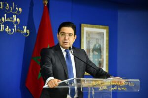 فرق المعارضة تستدعي وزير الخارجية للمساءلة حول وضعية المغاربة في أوكرانيا