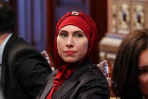 أمينة أكويفا القناصة التي حيرة الجيش الروسي