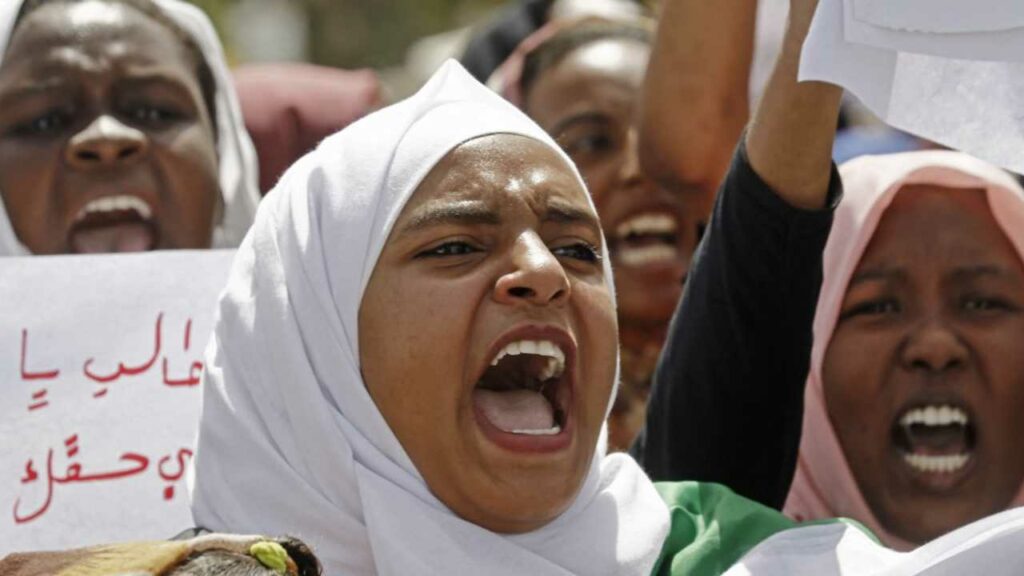 احتجاجات في السودان رفضاً للاعتداء على النساء