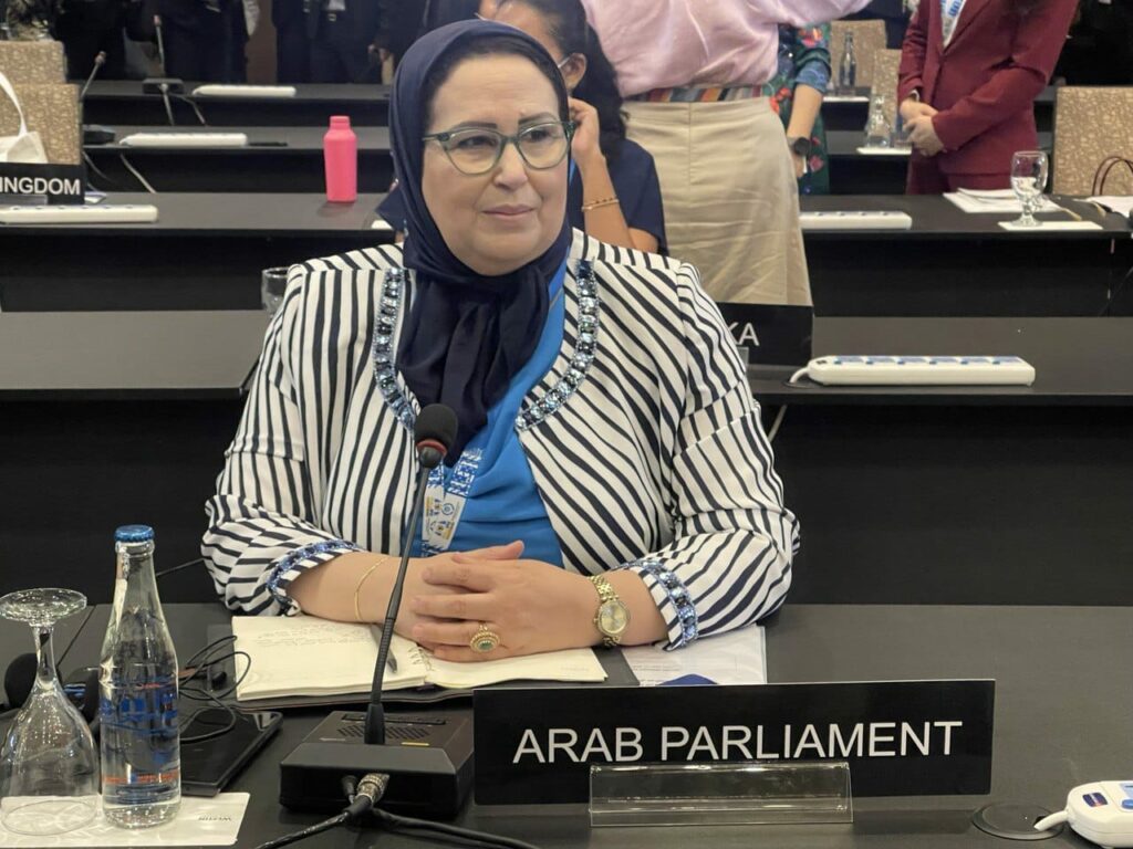 البرلمان العربي يؤكد دور المرأة في بناء السلام