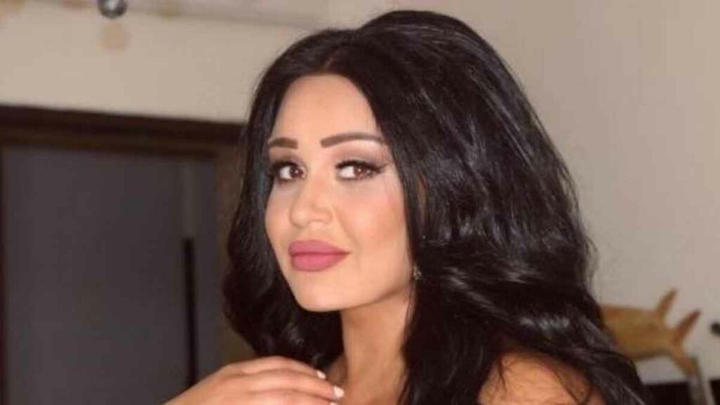 سارية السواس تشارك مع متابعيها صورة لها تعود لأزيد من ٢٥ عام