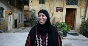 فاطمة الزعبي.. أردنية صاحبة مطبخ أقامته في بيتها