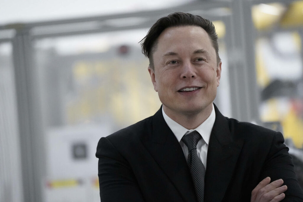 ماسك يعرض مبلغا مغريا على تويتر مقابل شراء أسهم شركة