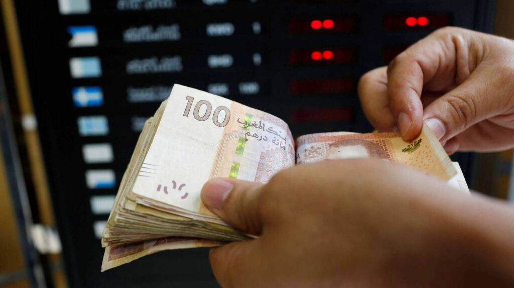 قيمة الدرهم ترتفع أمام الدولار والأورو ما بين 15 و 21 شتنبر