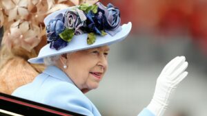 وفاة الملكة إليزابيث.. سفارة بريطانيا بالمغرب تفتح كتابا للرغبين في تقديم التعازي
