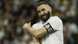 كريم بنزيمة يغيب عن دربي مدريد