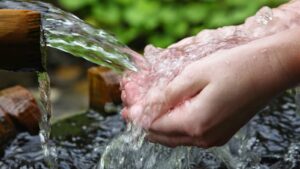 هذه حقيقة وضع جدولة خاصة لتوزيع الماء الشروب بالمدن المغربية