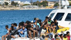 في ليلة واحدة.. السلطات التونسية تفشل 26 مخططا للهجرة السرية