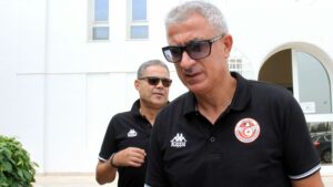 الكبير يستعين بمعالج نفسي ويستغني عن أبو شروان