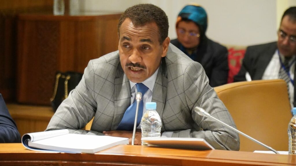 شهيد: الحكومة تفتقد للحكمة والخبرة الاقتصادية