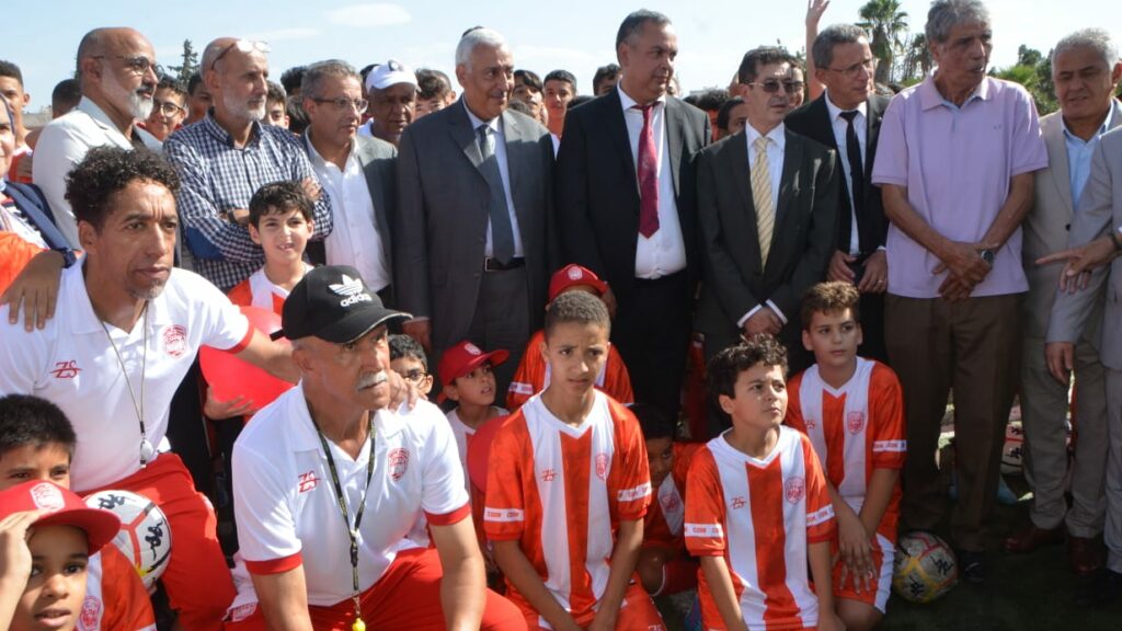 رئيس المغرب التطواني سابقا.. أبرون يظهر في افتتاح متجر الكوديم