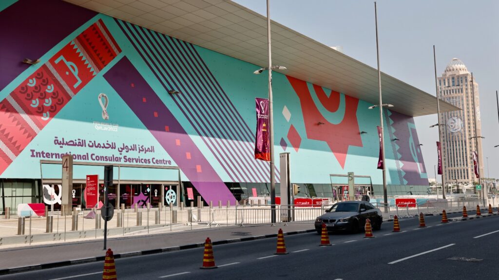 الأول في تاريخ المونديال.. افتتاح المركز الدولي للخدمات القنصلية