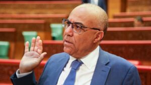 الميرواي يواجه هروب الأساتذة الجامعيين بمذكرة استعجالية