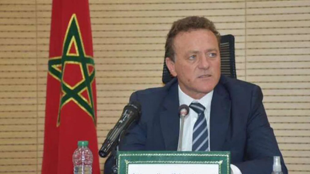 وزير النقل يستعرض جهود النهوض بأوضاع السائق المهني