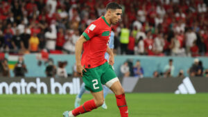 أشرف حكيمي يتنافس على نيل لقب أفضل لاعب في إفريقيا