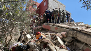 حصيلة ضحايا زلزال المغرب ترتفع إلى 1037 قتيل