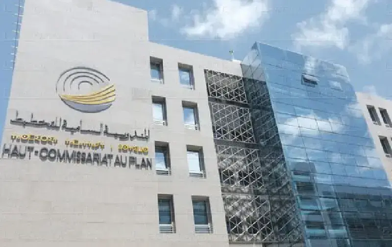 ست جهات تتجاوز المعدل الوطني للمشاركة في القوى العاملة