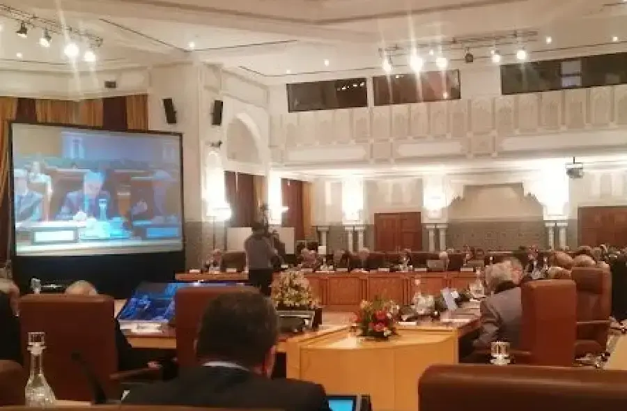أكاديمية الحسن الثاني تناقش رهانات البطاريات في الانتقال الطاقي بالمغرب